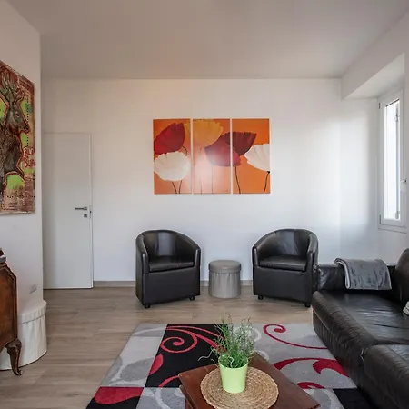 Laghee Apartment Bellano